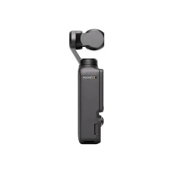Videocamera compatta DJI Pocket 3 con gimbal, vista laterale su sfondo bianco
