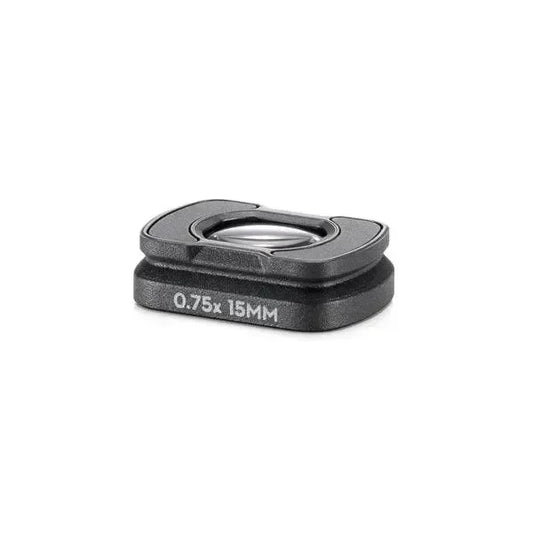 Lente grandangolare 0.75x 15mm per DJI Osmo Pocket 3 su sfondo bianco