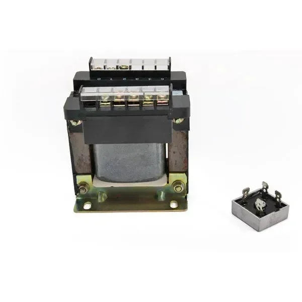 Elettromandrino 36V DC 300W per droni e stampanti 3D, componenti elettrici su sfondo bianco