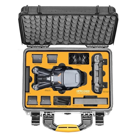 Valigia protettiva rigida per drone DJI Mavic 3 Pro, accessori e batterie, con interno sagomato.