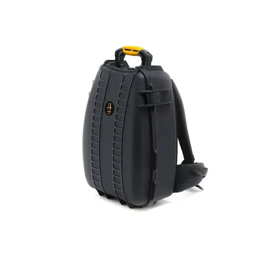 Zaino protettivo rigido nero per DJI Air 3 Fly More Combo, con maniglia gialla.