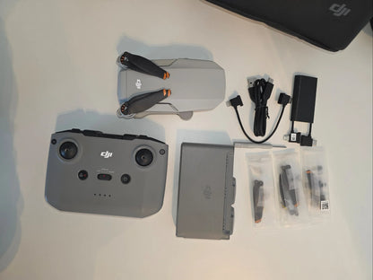 DJI Mini 2 SE Fly More Combo - Usato