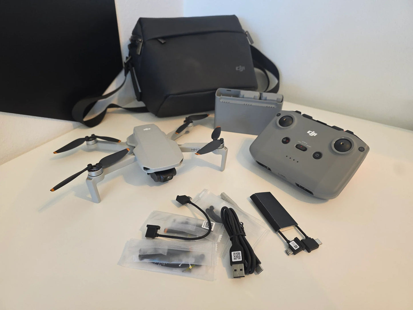 DJI Mini 2 SE Fly More Combo - Usato
