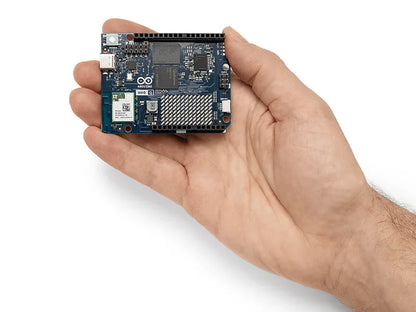 Arduino UNO Q 4GB- Kit completo con accessori
