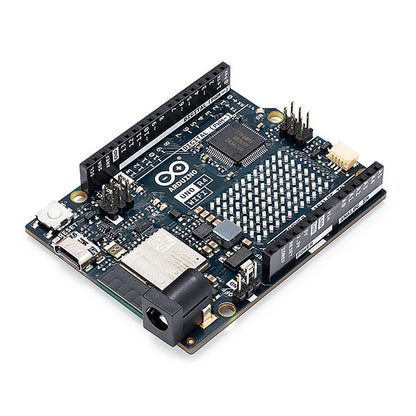 Arduino Uno R4 Wi-Fi con Renesas RA4M1 e ESP32-S3 di Espressif