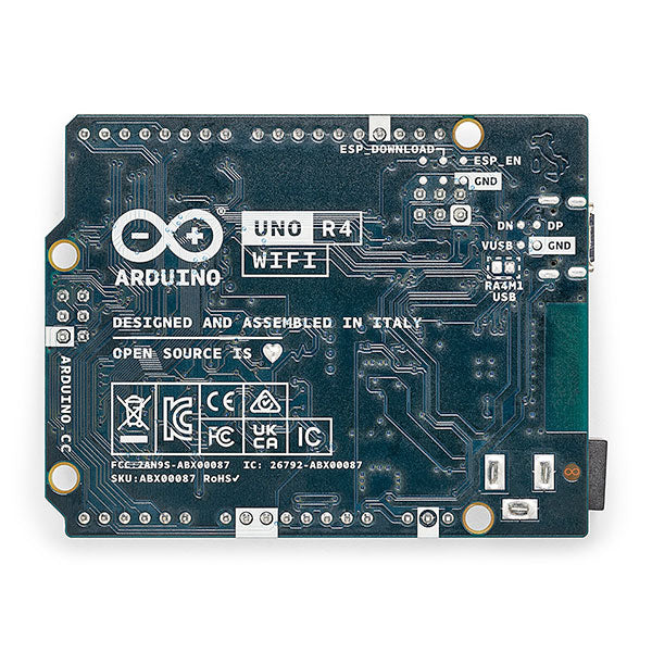 Arduino Uno R4 Wi-Fi con Renesas RA4M1 e ESP32-S3 di Espressif