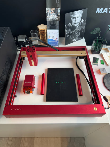 XTOOL D1 Pro 20W+2W IR Golden Red con accessori - Usato