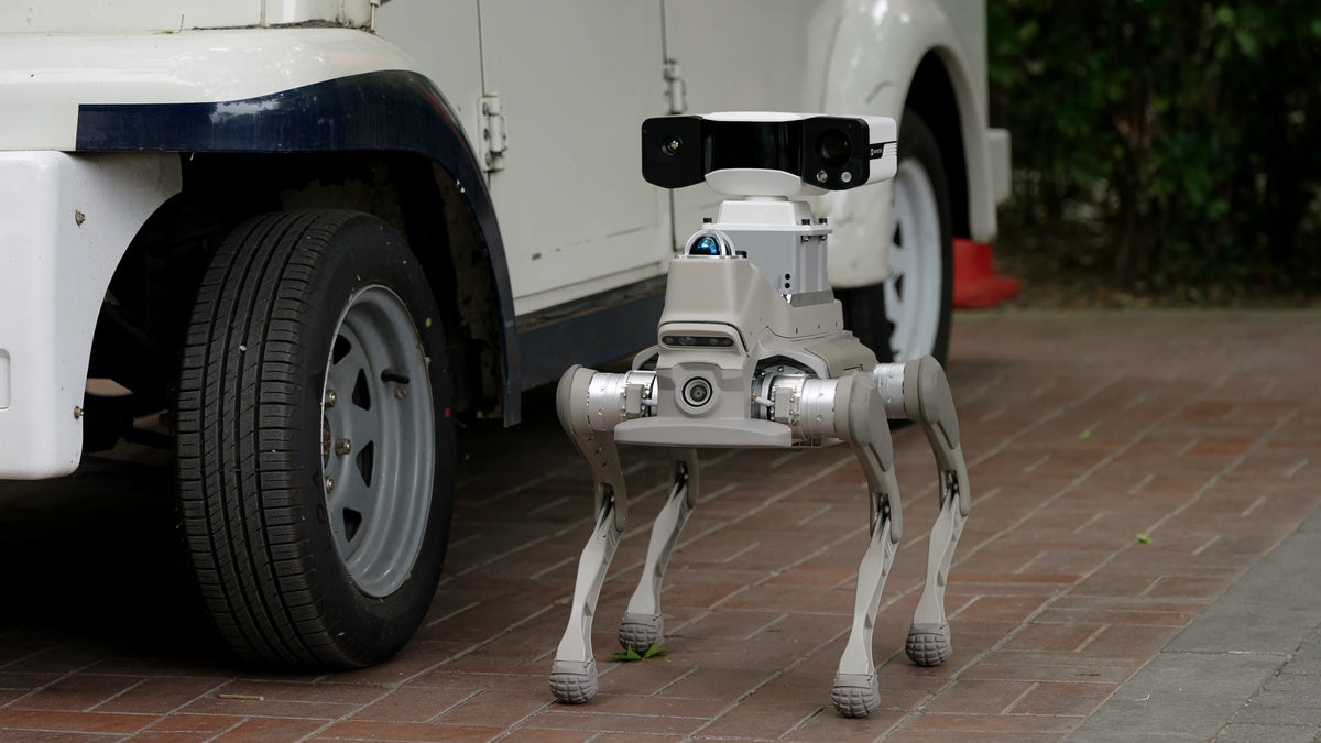Genisom L1 - Robot quadrupede ZSL-1